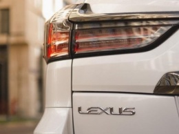 В Сеть слили характеристики нового Lexus LX