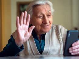 Расскажи бабушке: в Полтаве откроют образовательный центр для пожилых людей
