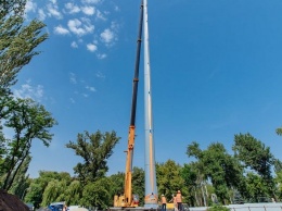 Третий по величине флагшток в Украине установили в Кривом Роге