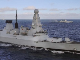 Находившийся на борту HMS Defender журналист рассказал подробности инцидента