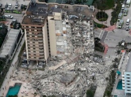 В Майами обрушился жилой дом, под завалами 99 человек (ФОТО, ВИДЕО)