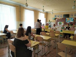 В Покровске начался конкурс должности директоров школ