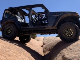 Wrangler и Bronco продолжают обмен ударами: на этот раз очки на стороне Jeep