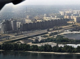 В Днепре осовременили уникальные фото города 1980-х, снятые с самолета: фото