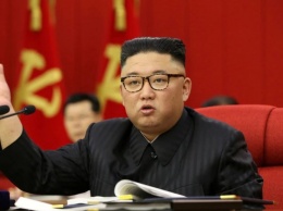 "Люди плакали, увидев похудевшего Ким Чен Ына" - ТВ КНДР
