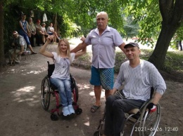 Играют все: в Павлограде набирает обороты популярность игра в петанк