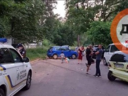 В Киеве подростки-ромы устроили тройное ДТП: отбивать пришел весь табор (видео)
