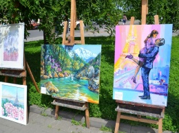 В центре Одессы прошла выставка под открытым небом, посвященная Франции