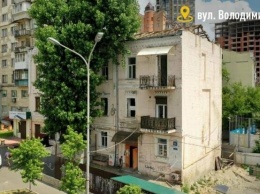 История набирает обороты: за сохранение уникального "дома с мухами" в Киеве будут боротся