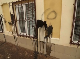 "Нет вандализму!" В Мариуполе началась борьба с хулиганами-разрушителями, - ВИДЕО
