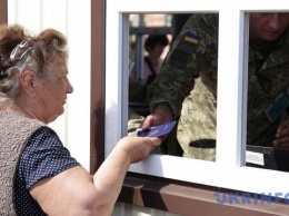 Оккупанты искусственно создают очередь в районе КПВВ «Станица Луганская» и распространяют фейки