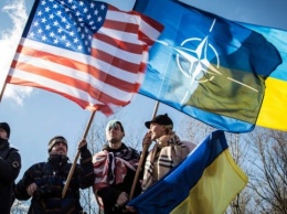 Евроинтеграцию поддерживают 62% украинцев, вступление в НАТО - 54%