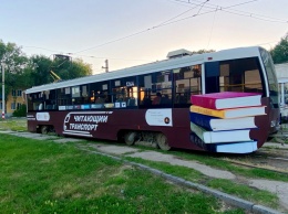 В российских трамваяхчитали стихи одесской поэтессы