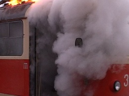 Прокатились с огоньком: в Днепре во время движения загорелся трамвай