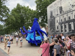 В Одессе провели День Нептуна с воздушными шарами