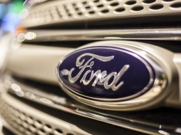 Ford сокращает производство на ряде заводов