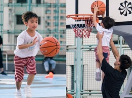 Nike построил в Гонконге баскетбольную площадку из использованных кроссовок