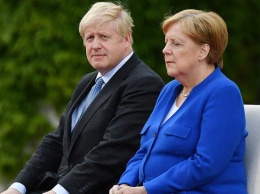 Меркель и Джонсон проведут встречу: названа тема переговоров