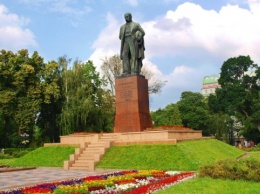 В киевском парке Шевченко открыли бесплатный кинотеатр
