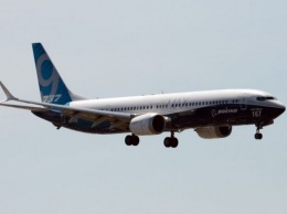 Вблизи Гавайских островов в океан упал Boeing 737