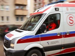 В Польше автобус с детьми протаранил военный автомобиль