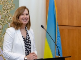 США обещают содействовать Украине в поставках вакцины от коронавируса