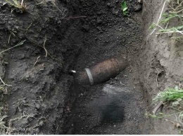Пиротехники Днепропетровщины уничтожили два старых боеприпаса