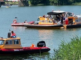 В Польше вертолет с украинцами упал в озеро