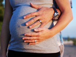 Крымским работодателям предложили перевести беременных женщин на удаленку