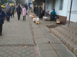 Ради того, чтобы вернутся в тюрьму, несчастная женщина днем напала не пенсионерку в Терновке