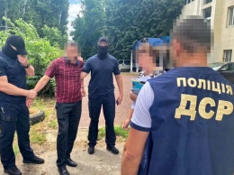 110 тысяч гривен за размещение ларьков: одесский чиновник попался на взятке