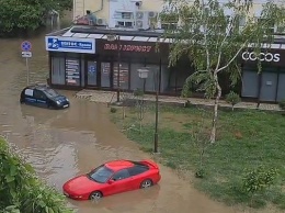 Жители Керчи почти три недели сидят без воды