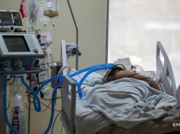 На Прикарпатье с отравлением в больницу попали 13 человек