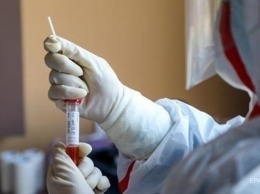 Главный исследователь вакцины Sinovac в Индонезии умер от коронавируса