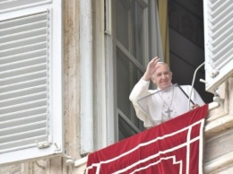 Папа Франциск прочтет молитву из больницы