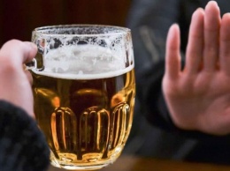 ВЦИОМ: более трети россиян не употребляют алкоголь