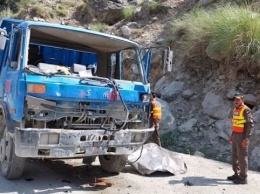 В Пакистане взорвался автобус, 13 погибших и 39 раненых