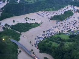 Число жертв наводнений в Бельгии и Германии превысила 90