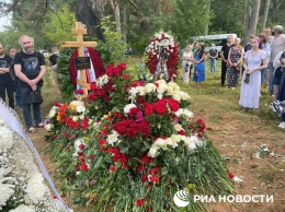 Музыканта и актера Петра Мамонова похоронили в Подмосковье. Фото
