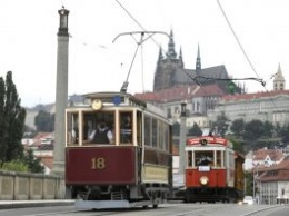 В Праге прошел парад старинных трамваев (ФОТО)