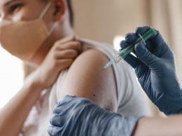 Стало известно, сколько жителей Запорожской области заболели COVID-19 после прививки
