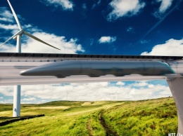 Китай показал поезд на магнитной подушке со скоростью 600 км/ч (ФОТО)