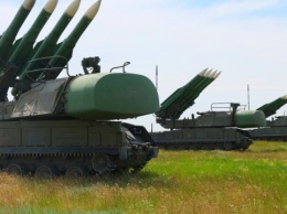 Украинские военные возле Крыма тренировались отбивать авиаудары с помощью «Буков»
