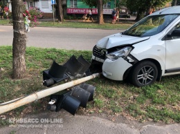 "Заговоренное" место: на одном и том же криворожском перекрестке два дня подряд происходят ДТП