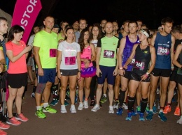 Самое яркое спортивное событие Днепра: в городе состоялся забег «10k Night Run»
