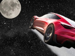 Тормозить на Луну: автопилот Tesla спутал спутник Земли со светофором