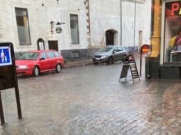 Мощный ливень затопил улицы нескольких городов в Швеции