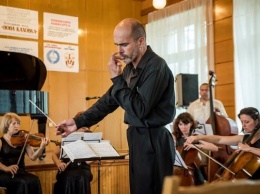 В Херсоне состоится благотворительный концерт в поддержку дирижера филармонии Владислава Белявского