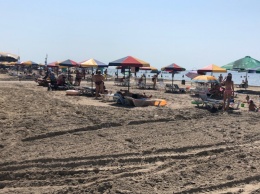 В Скадовске комиссия проверила состояние городских пляжей