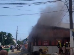 Пожар дня: на Таирова горели МАФы